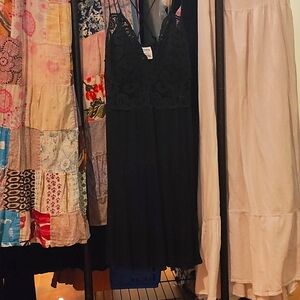 NWOT/ PINK black lace top strappy mini dress